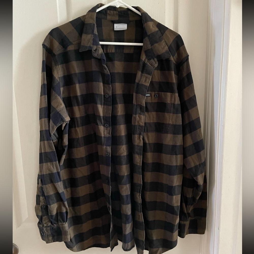 2/$20 Columbia Flannel Shirt